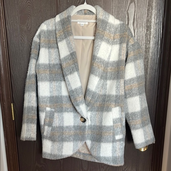 Evereve Plaid Jacket - Picture 1 of 16